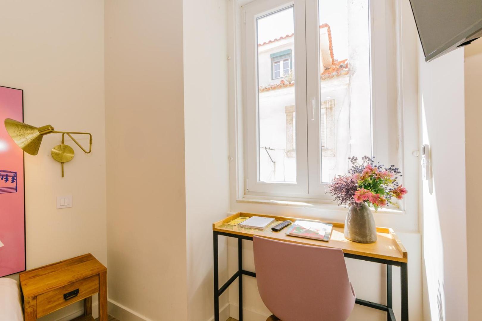 Bairro Alto Music Guest House Lisbon Exterior photo